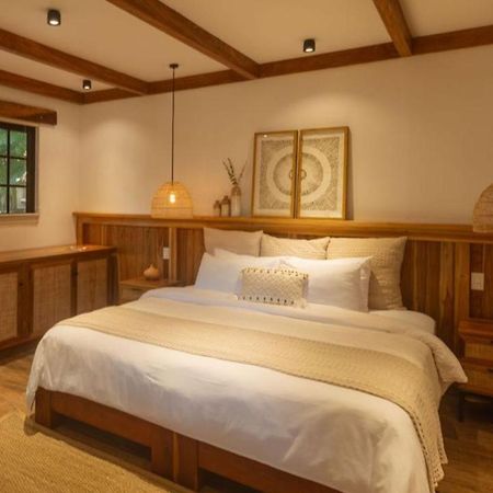 Sansara Surf Yoga & Resort 캄부탈 외부 사진