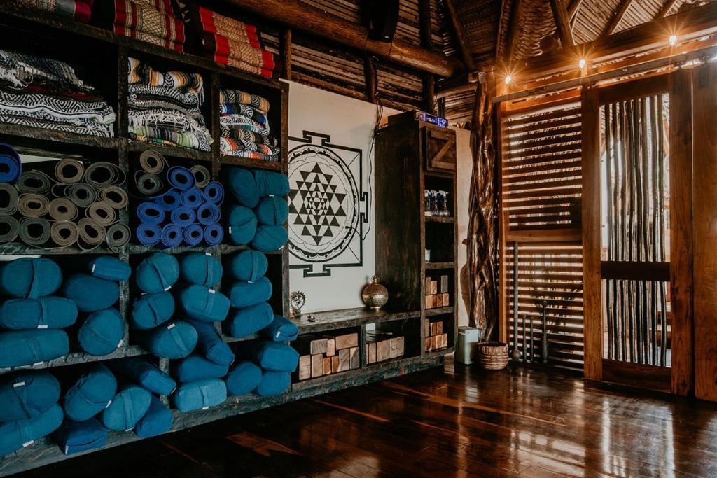 Sansara Surf Yoga & Resort 캄부탈 외부 사진