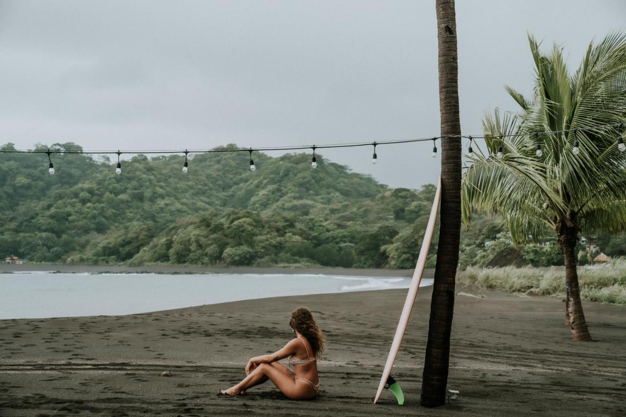 Sansara Surf Yoga & Resort 캄부탈 외부 사진