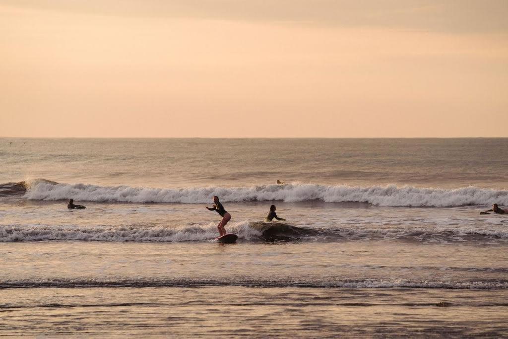 Sansara Surf Yoga & Resort 캄부탈 외부 사진